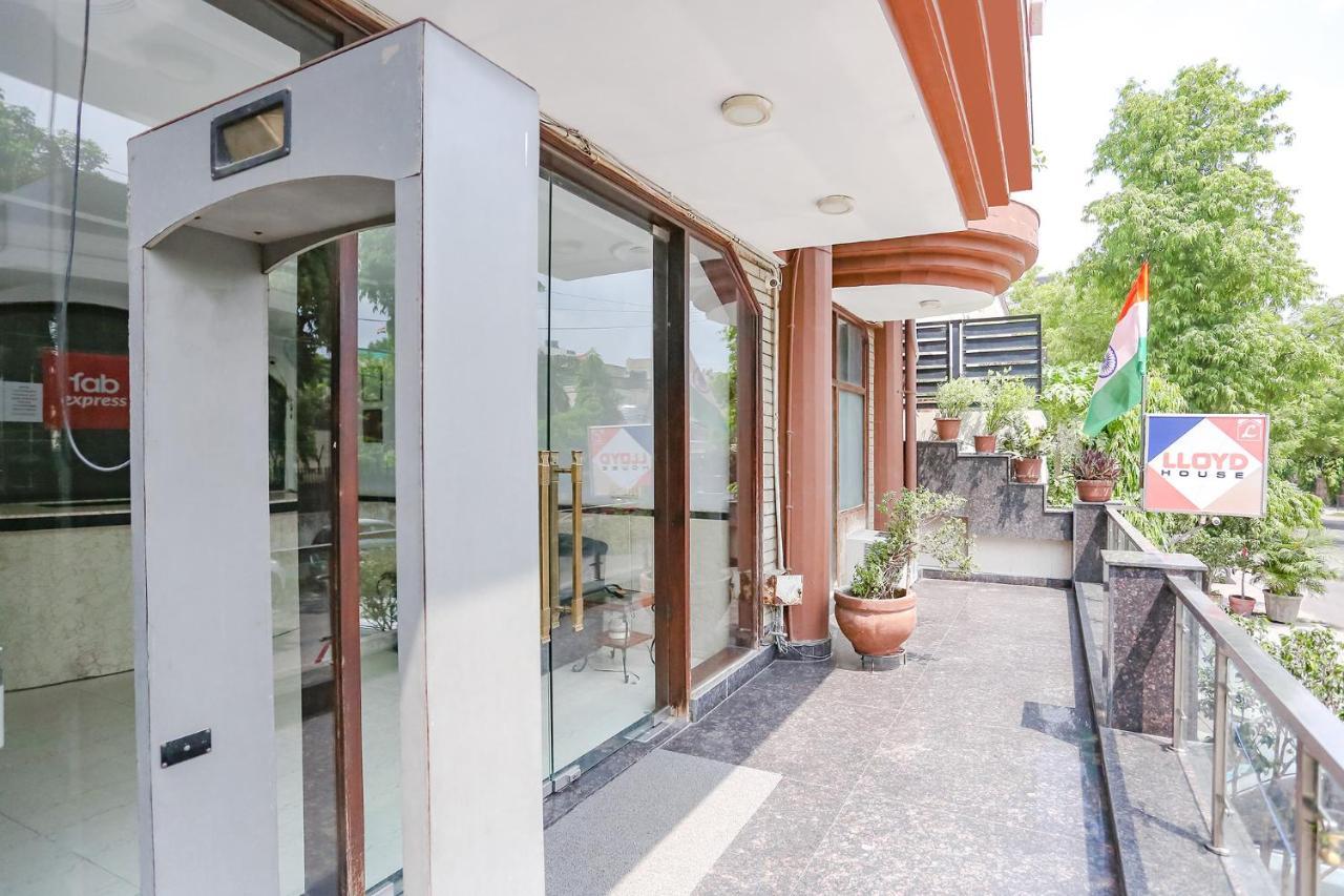 Fabexpress Lloyd House Hotel Ню Делхи Екстериор снимка