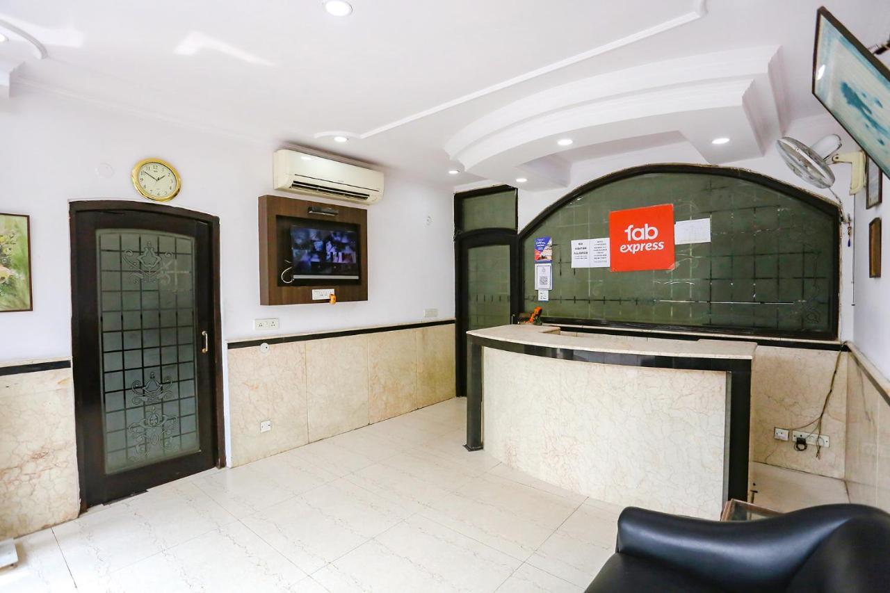 Fabexpress Lloyd House Hotel Ню Делхи Екстериор снимка