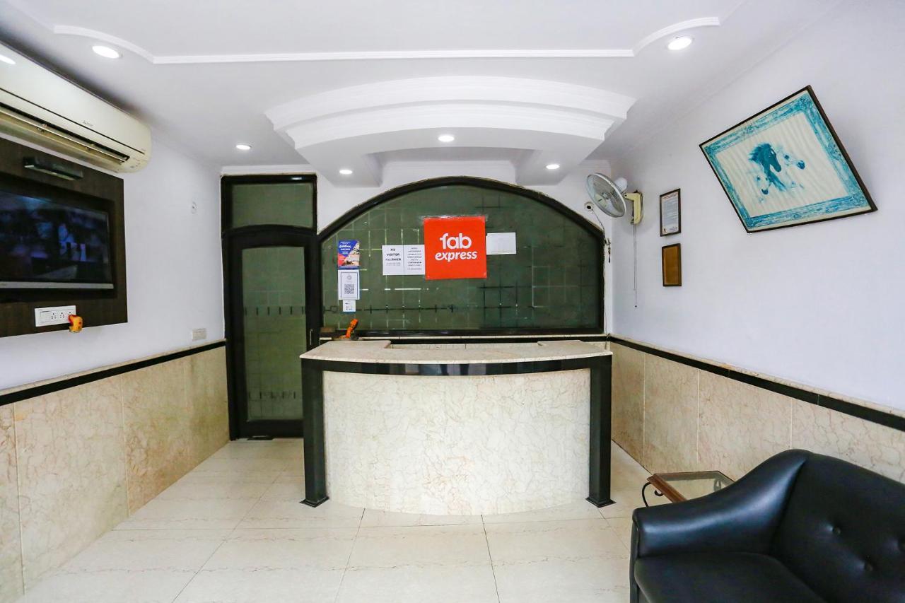 Fabexpress Lloyd House Hotel Ню Делхи Екстериор снимка